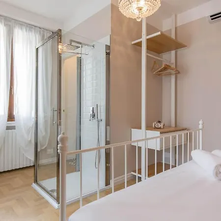 펜션 Liberty Apartment