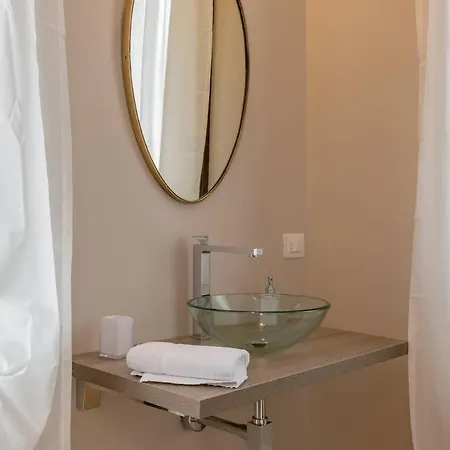 Liberty Apartment *