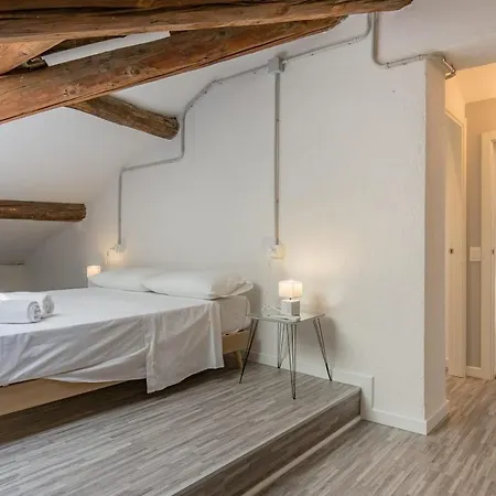 Holiday home Liberty Apartment *